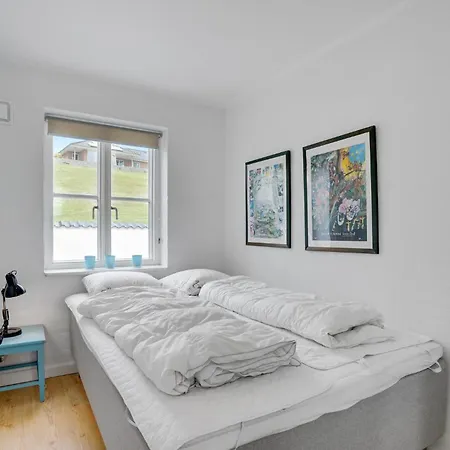 Three-bedroom In Casa vacanze *